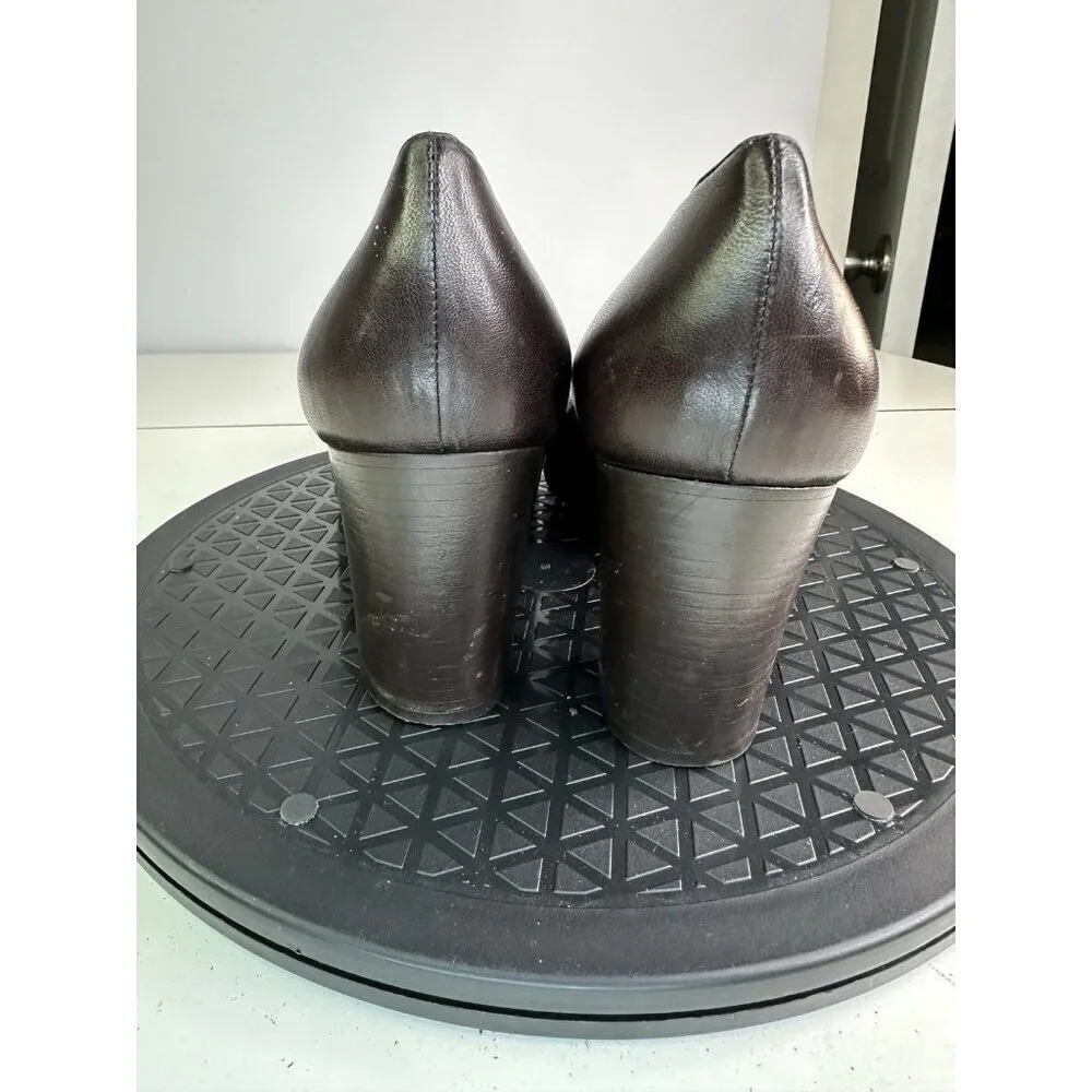 Bottega Veneta Brown Leather Square Toe Intrecciato Pumps Size 10B Interaction
